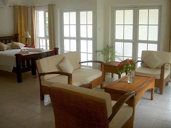 Bord Mer Villa Маэ Экстерьер фото